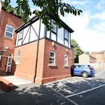 Rent 2 bedroom flat in Wakefield