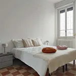 Rent 1 bedroom apartment in milan