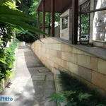 Rent 4 bedroom apartment of 170 m² in Milan