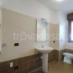 Affitto 3 camera appartamento di 89 m² in Legnano