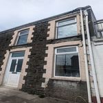 Rent 3 bedroom flat in Wales