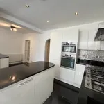 Rent 4 bedroom flat in West Midlands