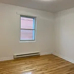 Appartement de 667 m² avec 1 chambre(s) en location à Montreal