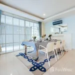 Rent 5 bedroom house of 340 m² in Phuket