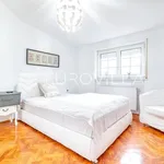 Rent 4 bedroom house of 230 m² in Zagreb