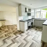 Rent 4 bedroom house in Yorkshire And The Humber