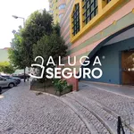 Rent 3 bedroom apartment of 125 m² in Lisboa