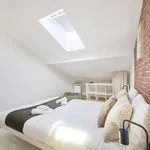 Rent a room in lisbon