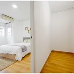 Rent a room of 800 m² in madrid