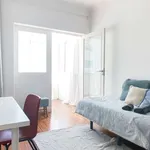 Rent a room in lisbon