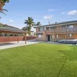 Rent 4 bedroom house in Port Macquarie