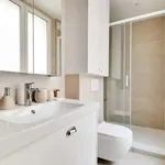 Rent 1 bedroom apartment of 27 m² in paris