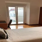 Rent a room in lisbon