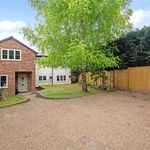 Rent 4 bedroom house in South East England