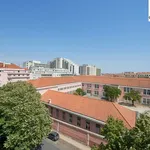 Rent 15 bedroom apartment in Lisbon