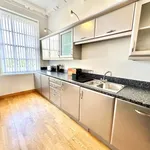 Rent 3 bedroom flat in Glasgow