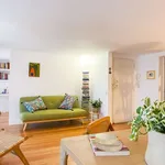 Rent 2 bedroom apartment of 50 m² in lisbon