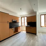 Rent 3 bedroom apartment of 65 m² in REIMS