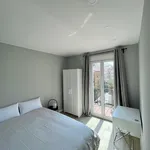 Rent 4 bedroom apartment in Barcelona