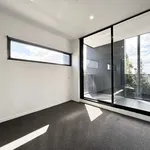 Rent 2 bedroom apartment in Melbourne