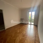 Rent 4 bedroom apartment of 140 m² in Turin