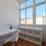 Rent a room in lisbon