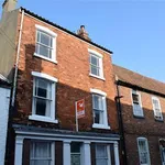 Rent 2 bedroom flat of 91 m² in West Lindsey