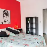 Rent a room in turin