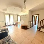 Rent 3 bedroom apartment of 140 m² in Padua