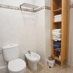 Rent 6 bedroom apartment of 90 m² in Alicante