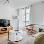 Rent 1 bedroom apartment of 538 m² in Paris