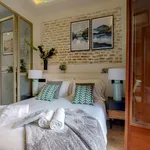 Rent 3 bedroom apartment of 60 m² in Seville