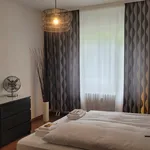 Rent 2 bedroom apartment of 66 m² in Berlin