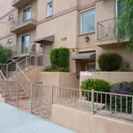 Rent 2 bedroom apartment of 97 m² in North Hollywood