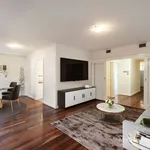 Rent 2 bedroom apartment in Elwood