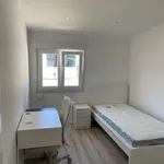 Rent 3 bedroom apartment in Lisbon