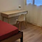 Appartement de 12 m² avec 1 chambre(s) en location à Thiais