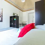 Rent a room in turin