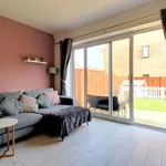 Rent 4 bedroom flat in South West England