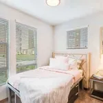 Rent 1 bedroom apartment in Sacramento