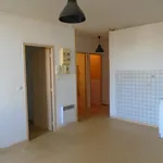 Appartement de 36 m² avec 2 chambre(s) en location à bazasT