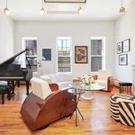 Rent 2 bedroom house in Manhattan