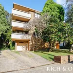 Rent 3 bedroom apartment in Ashfield