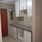 Rent 3 bedroom house of 200 m² in Soweto