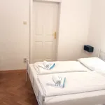 Miete 2 Schlafzimmer wohnung von 700 m² in vienna