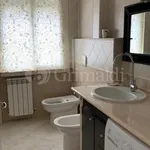 Rent 3 bedroom apartment of 90 m² in Anzio