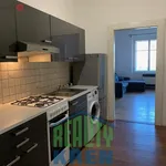 Pronajměte si 2 ložnic/e byt o rozloze 38 m² v Praha