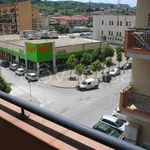 Affitto 2 camera appartamento di 56 m² in Pescara