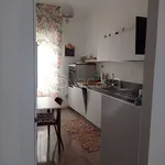 Rent 3 bedroom apartment of 90 m² in Bari