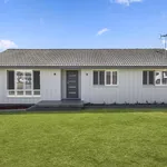 Rent 3 bedroom house in Moorebank